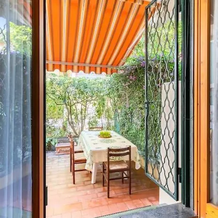 La Casa Della Nonna - 50m Dal Centro-100m Dal Mare *