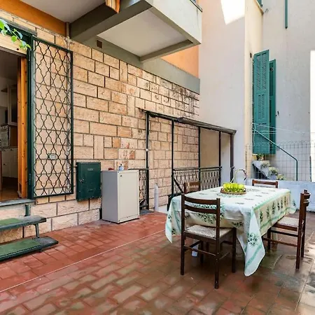 La Casa Della Nonna - 50m Dal Centro-100m Dal Mare * بورديغيرا