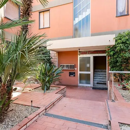 La Casa Della Nonna - 50m Dal Centro-100m Dal Mare *