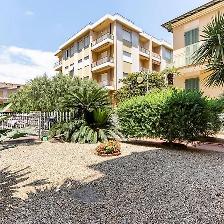 Daire La Casa Della Nonna - 50m Dal Centro-100m Dal Mare Bordighera