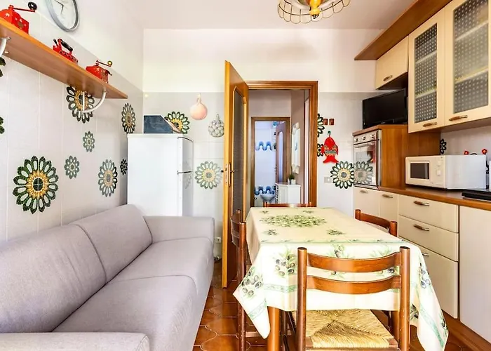 La Casa Della Nonna - 50m Dal Centro-100m Dal Mare *