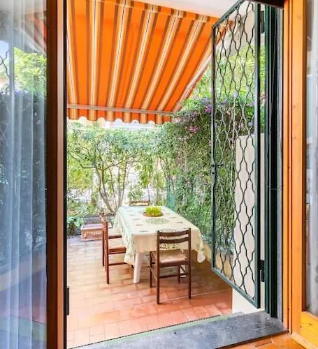 La Casa Della Nonna - 50m Dal Centro-100m Dal Mare *