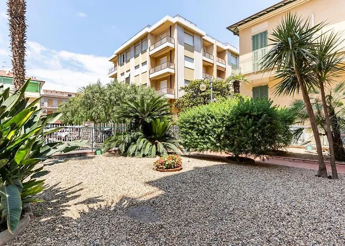 Apartamento La Casa Della Nonna - 50m Dal Centro-100m Dal Mare Bordighera